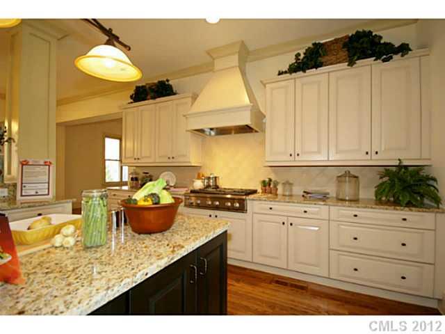 2217 Sanford Lane Charlotte NC 28211