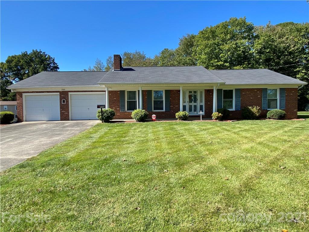 2106 Walt Arney Road Lenoir NC 28645