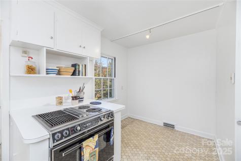 2 Westwood Road Asheville NC 28804