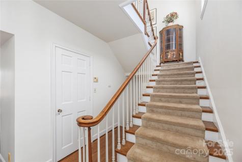 2 Westwood Road Asheville NC 28804