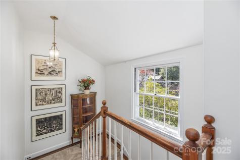 2 Westwood Road Asheville NC 28804