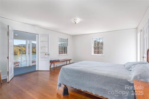 2 Westwood Road Asheville NC 28804