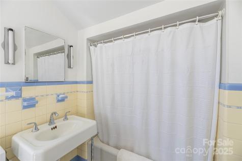 2 Westwood Road Asheville NC 28804