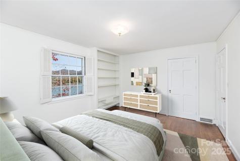 2 Westwood Road Asheville NC 28804