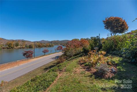 2 Westwood Road Asheville NC 28804