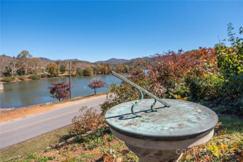 2 Westwood Road Asheville NC 28804