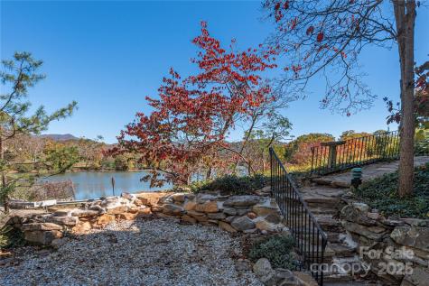 2 Westwood Road Asheville NC 28804