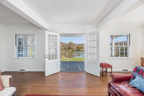 2 Westwood Road Asheville NC 28804