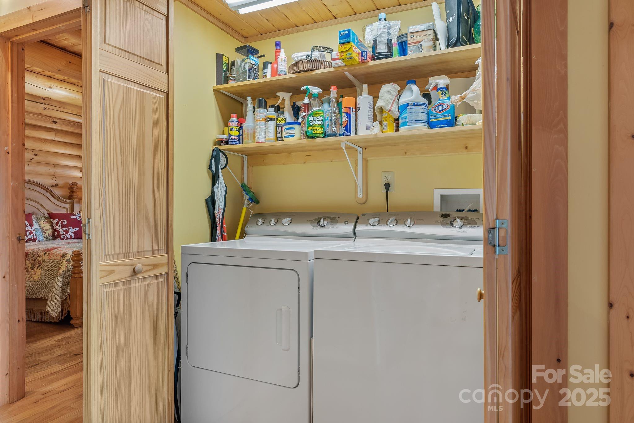 90 Forest Ridge Road Burnsville NC 28714