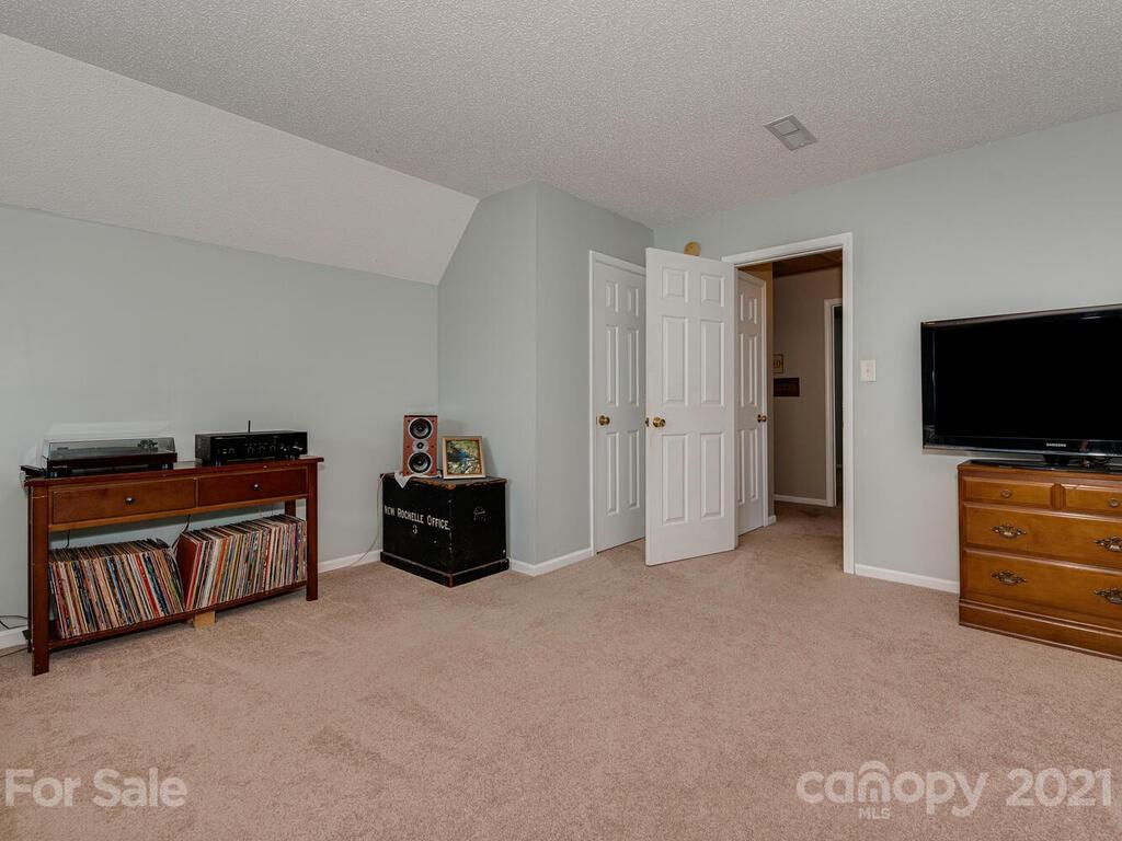 2642 Thistle Brook Drive Concord NC 28027
