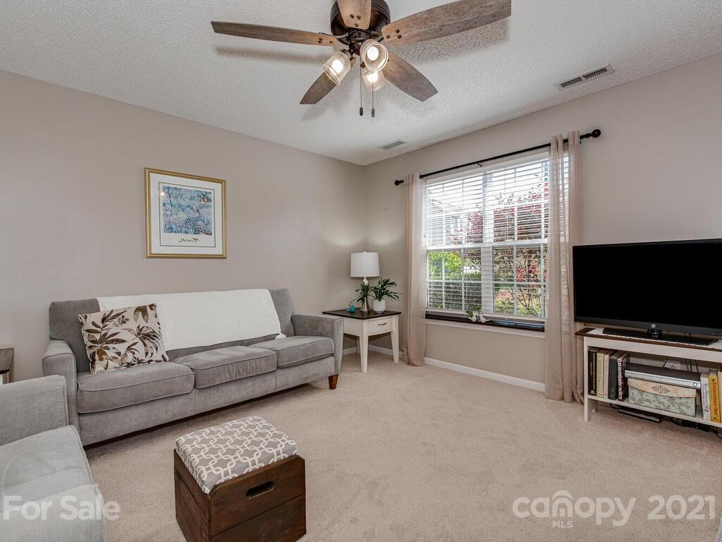 2642 Thistle Brook Drive Concord NC 28027