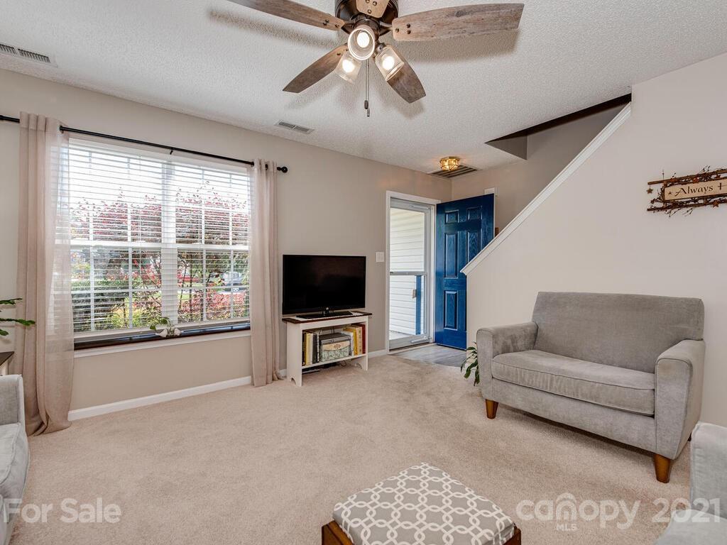 2642 Thistle Brook Drive Concord NC 28027