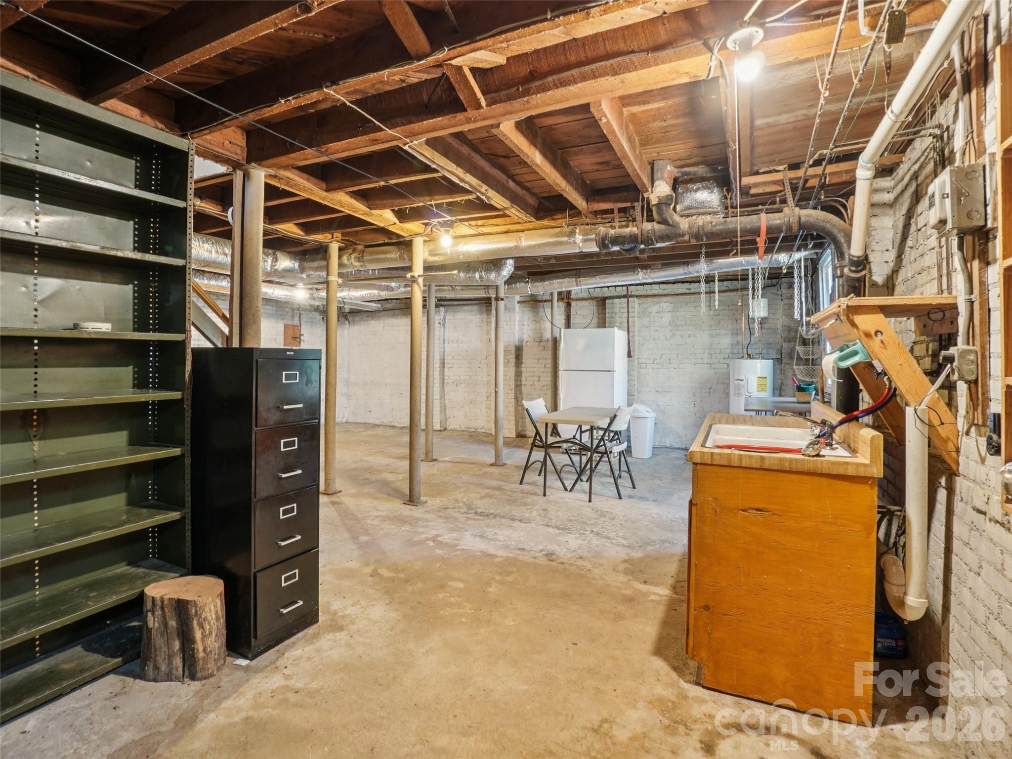 28 Kensington Drive Asheville NC 28805