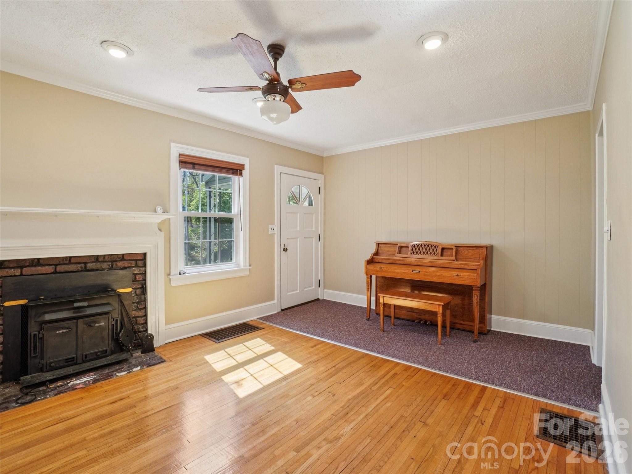 28 Kensington Drive Asheville NC 28805