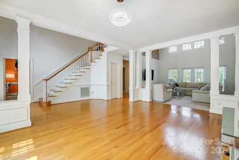 814 Pine Forest Road Charlotte NC 28214