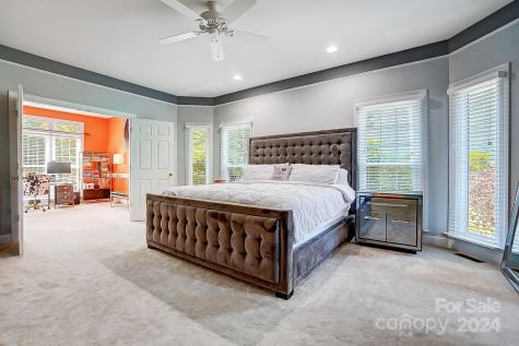 814 Pine Forest Road Charlotte NC 28214