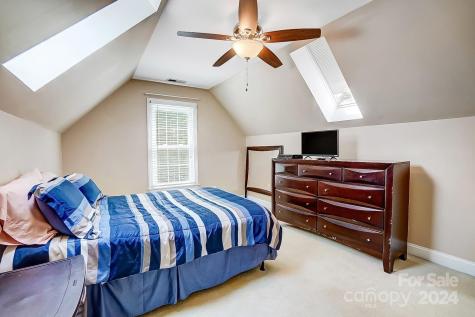 814 Pine Forest Road Charlotte NC 28214