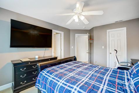 814 Pine Forest Road Charlotte NC 28214
