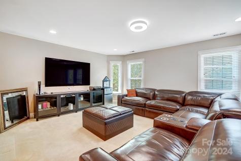 814 Pine Forest Road Charlotte NC 28214