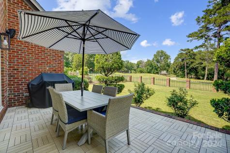 814 Pine Forest Road Charlotte NC 28214