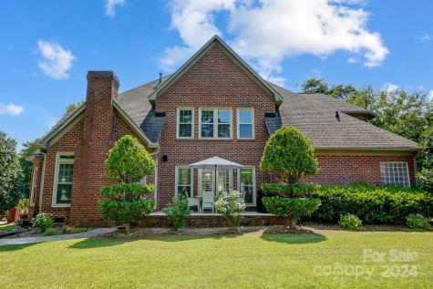 814 Pine Forest Road Charlotte NC 28214