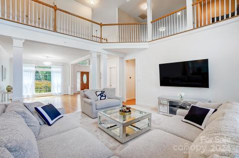 814 Pine Forest Road Charlotte NC 28214