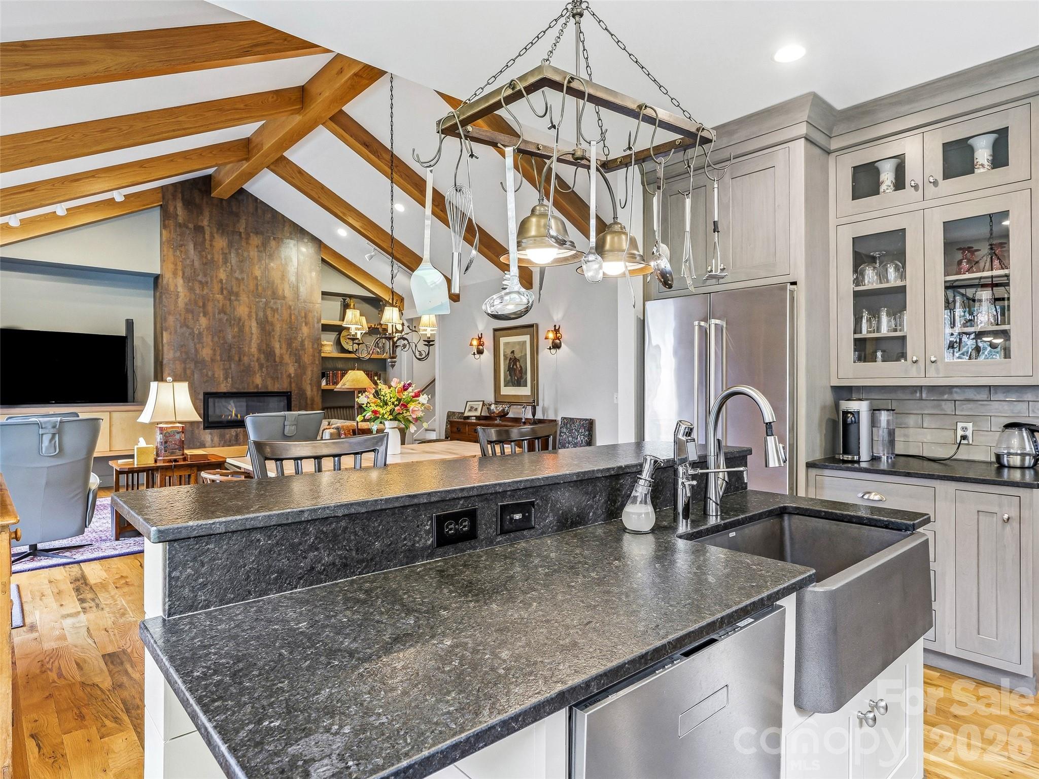 242 Whistlewood Lane Hendersonville NC 28739