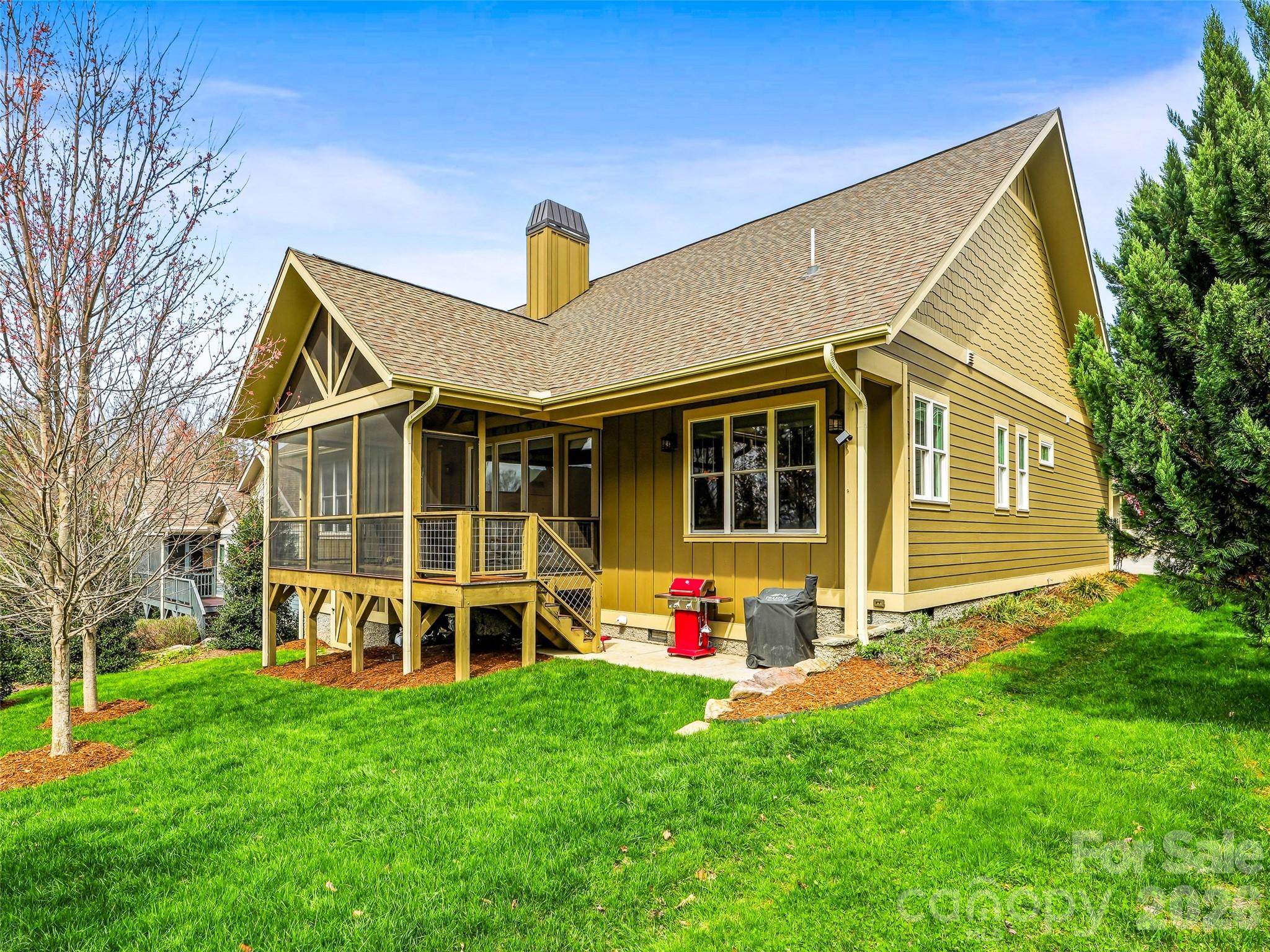 242 Whistlewood Lane Hendersonville NC 28739