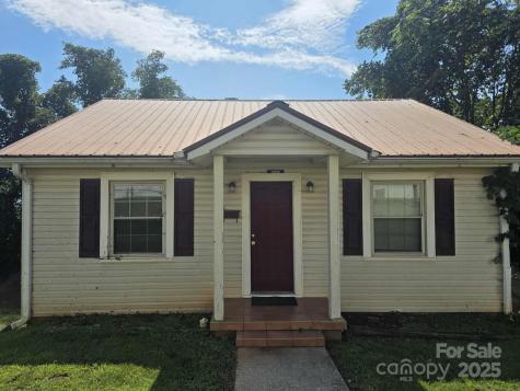 129 Summit Street Marion NC 28752