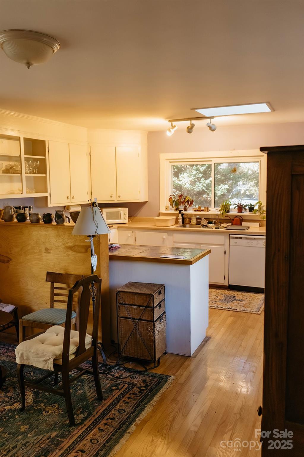 95 Aurora Drive Asheville NC 28805