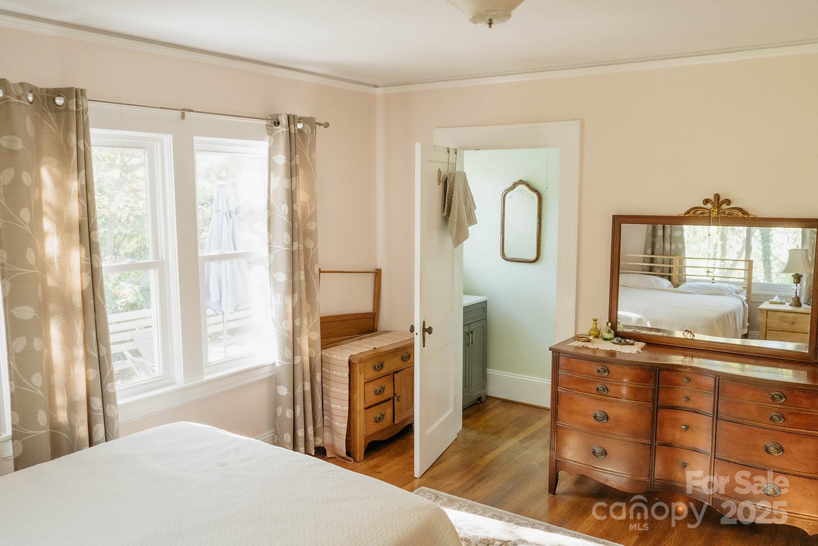 95 Aurora Drive Asheville NC 28805