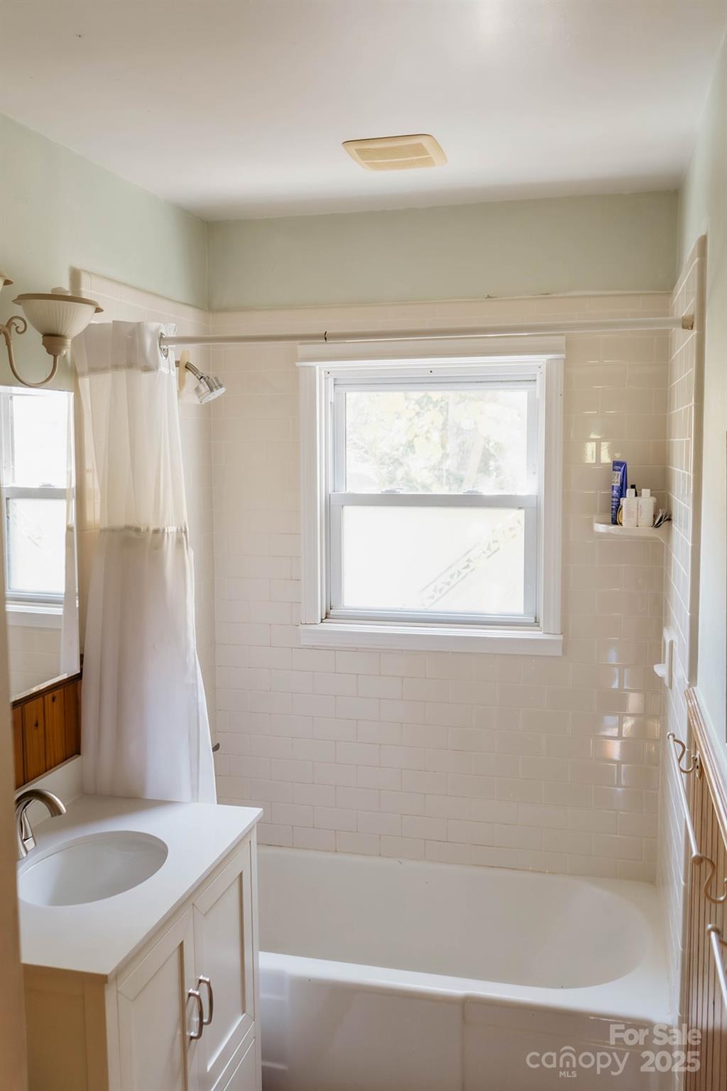 95 Aurora Drive Asheville NC 28805