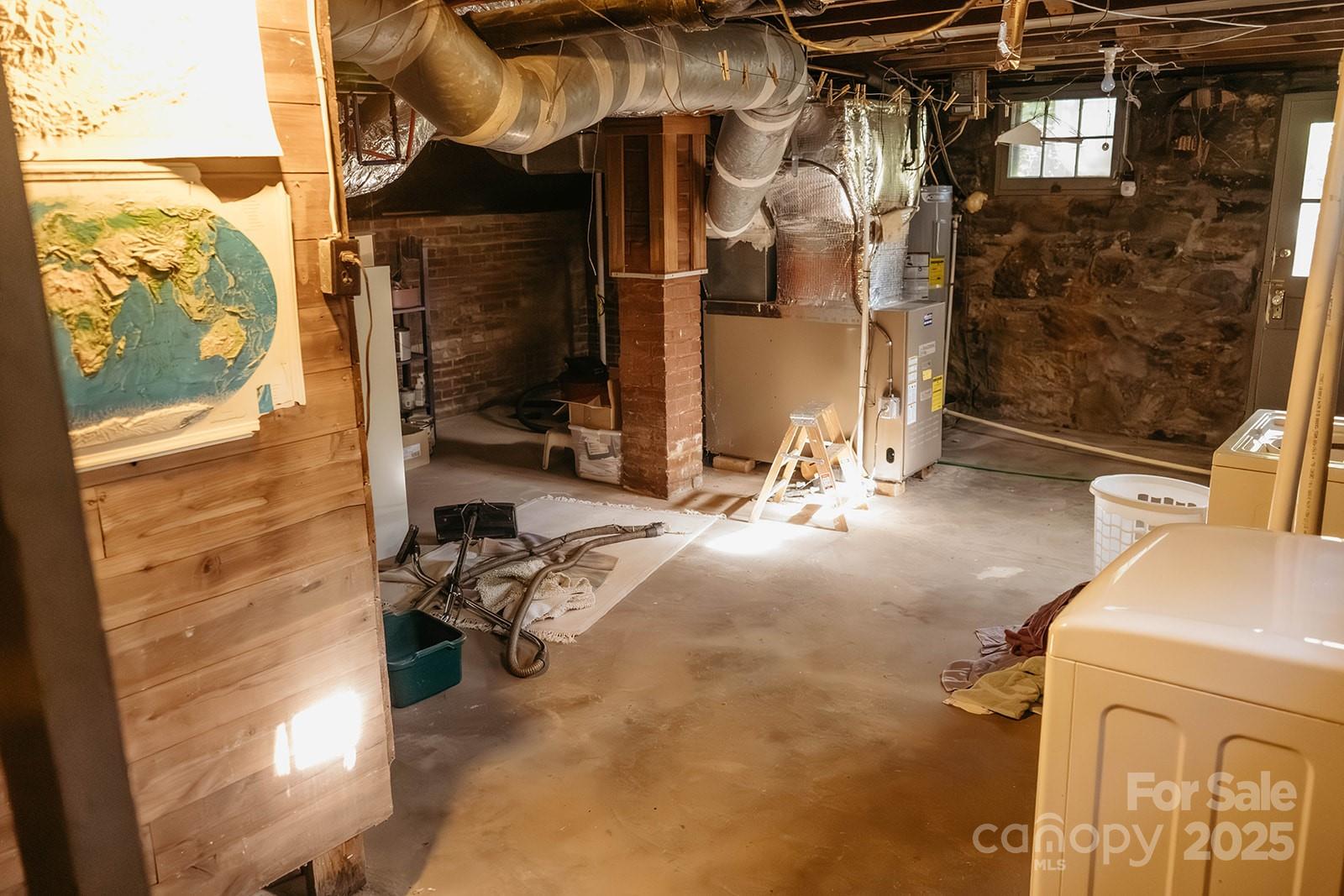 95 Aurora Drive Asheville NC 28805