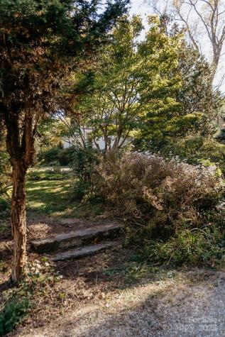 95 Aurora Drive Asheville NC 28805