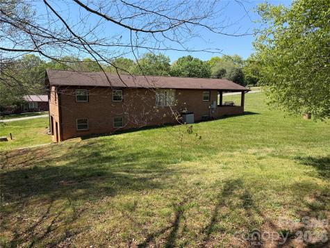 1466 Peaceful Valley Drive Hickory NC 28602