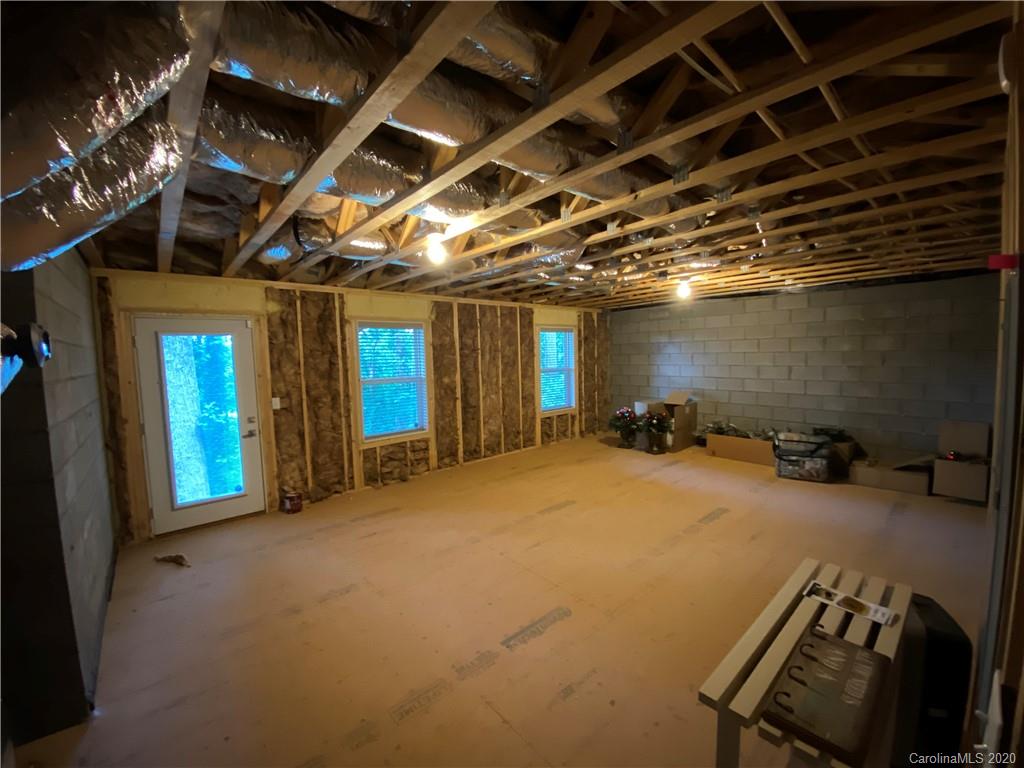 116 Riverview Drive Asheville NC 28806