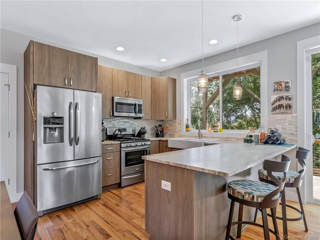 116 Riverview Drive Asheville NC 28806