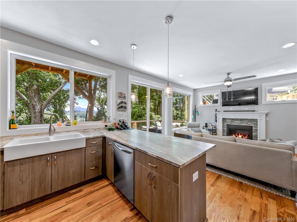 116 Riverview Drive Asheville NC 28806
