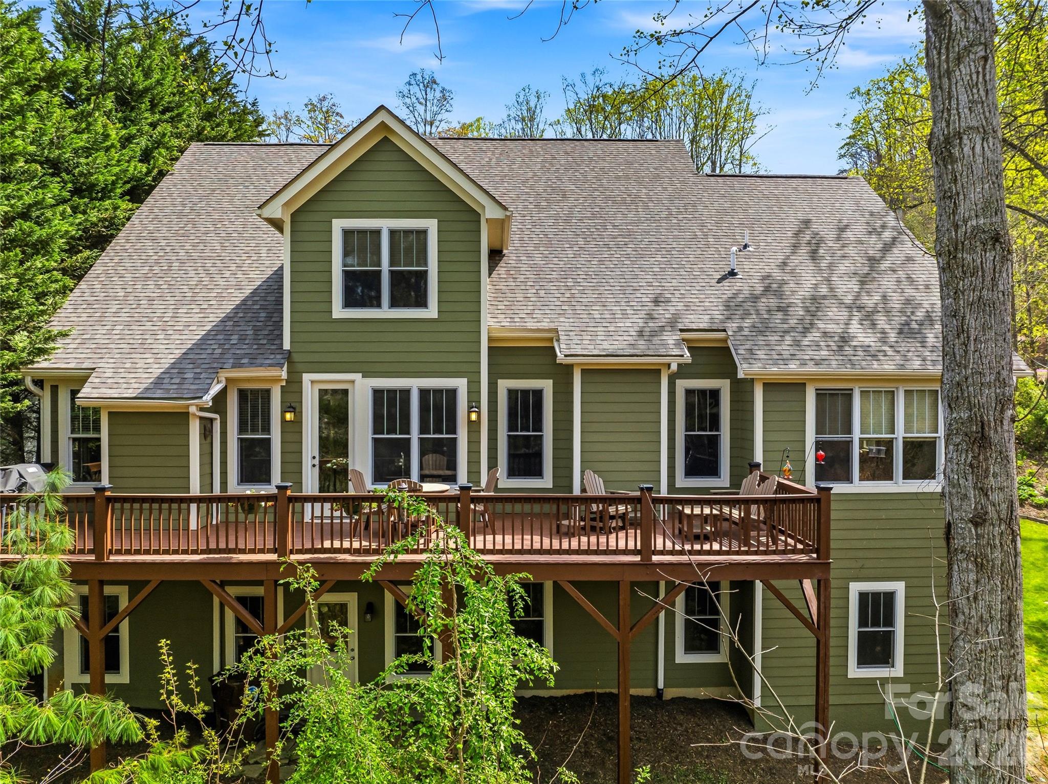 61 Village Pointe Lane Asheville NC 28803