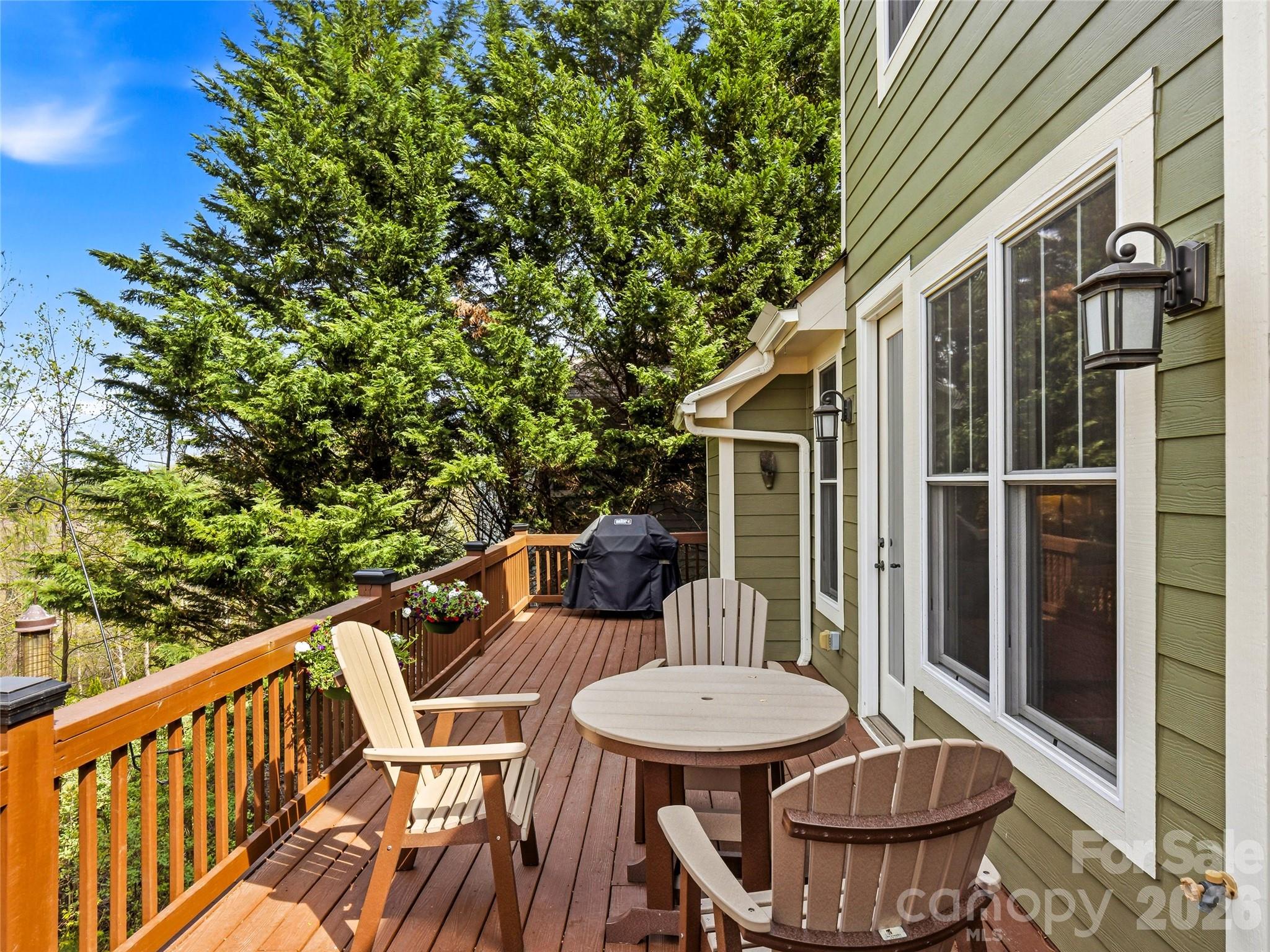 61 Village Pointe Lane Asheville NC 28803