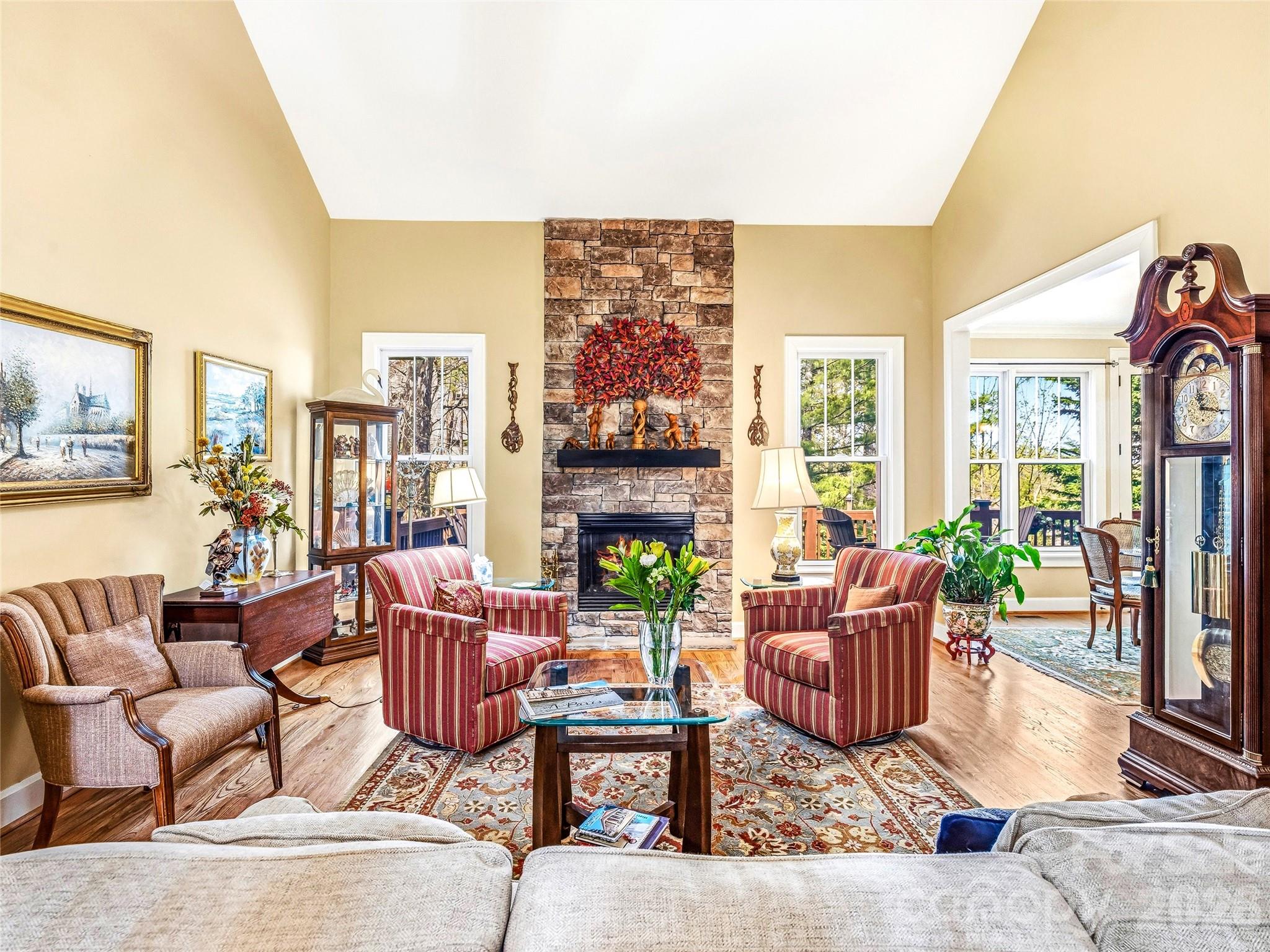 61 Village Pointe Lane Asheville NC 28803