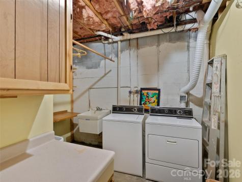 120 Carter Cove Road Asheville NC 28804