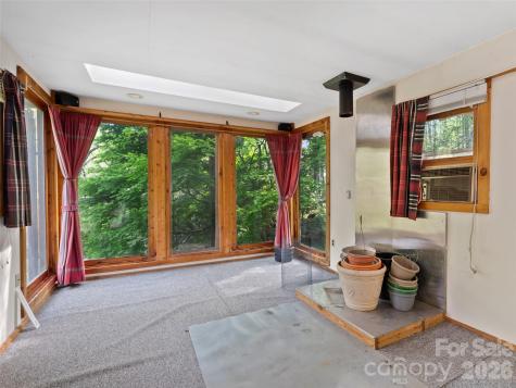 120 Carter Cove Road Asheville NC 28804