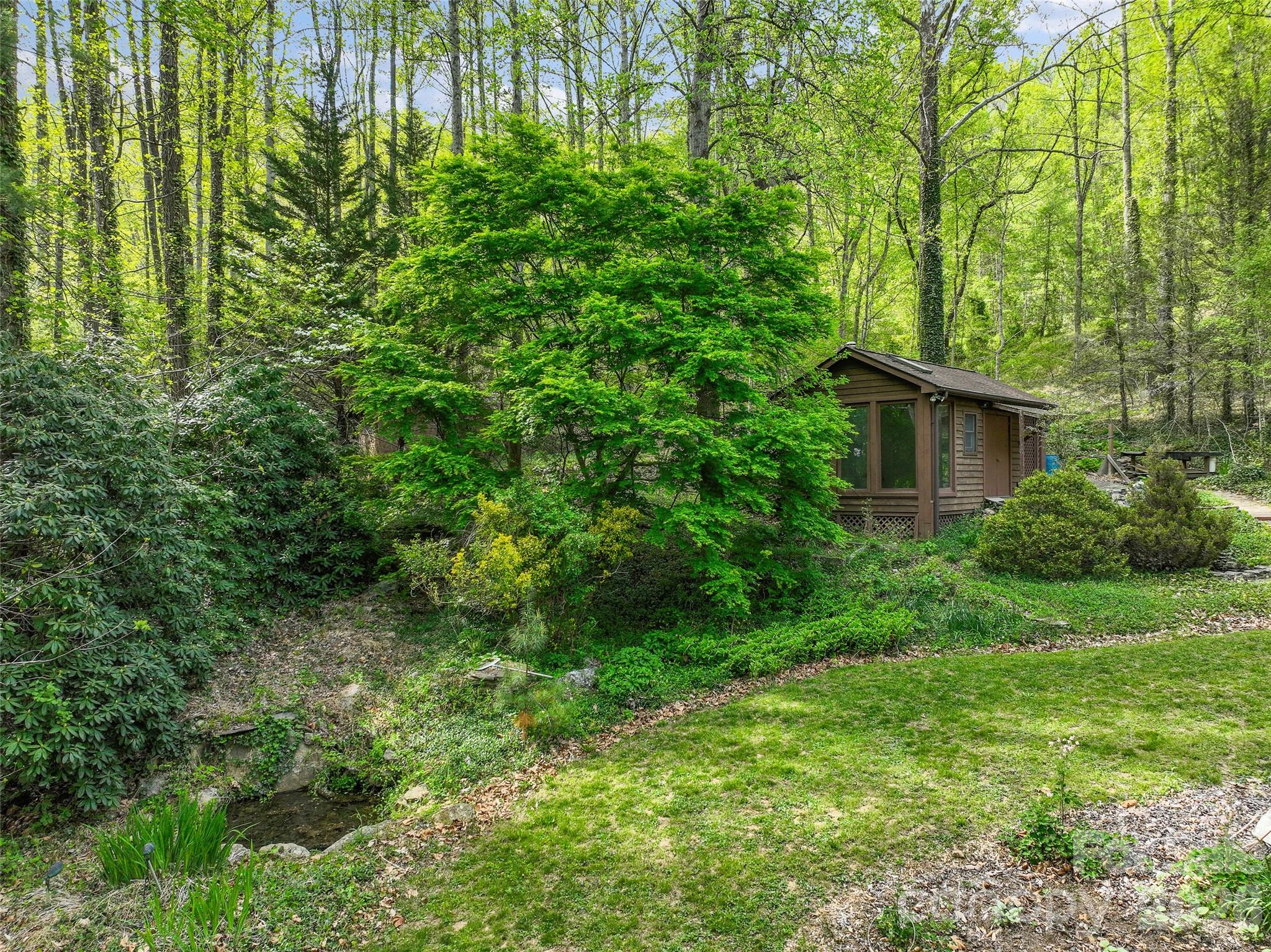 120 Carter Cove Road Asheville NC 28804