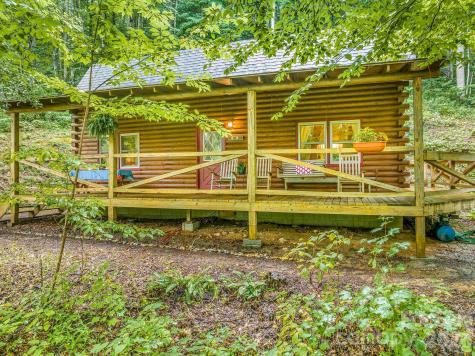 51 Spruce Street Maggie Valley NC 28751