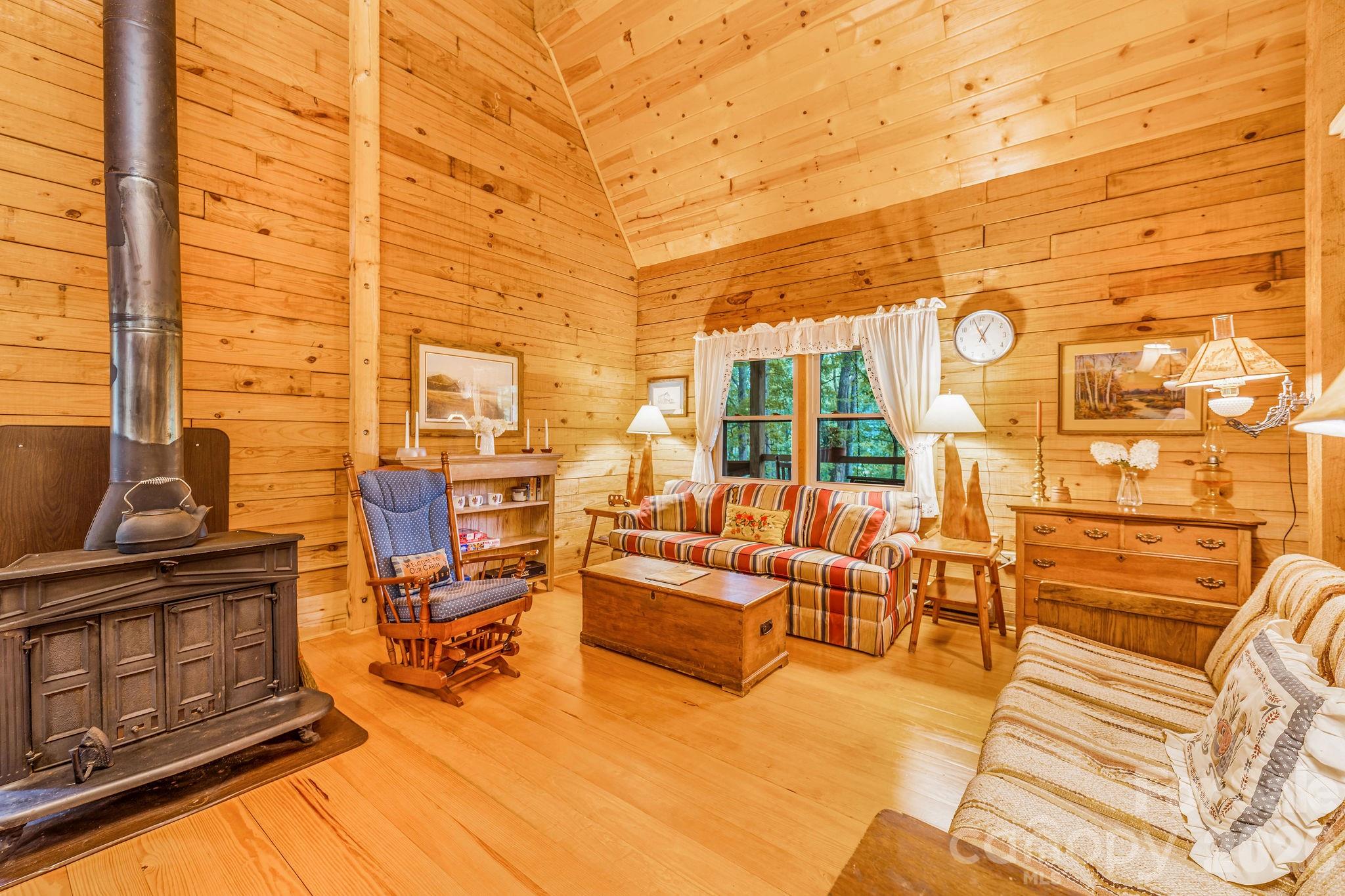 51 Spruce Street Maggie Valley NC 28751
