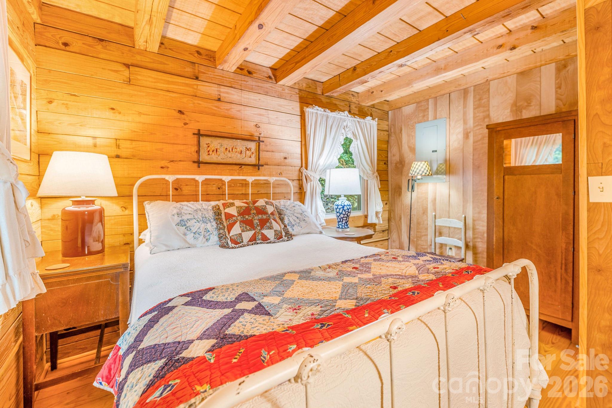 51 Spruce Street Maggie Valley NC 28751