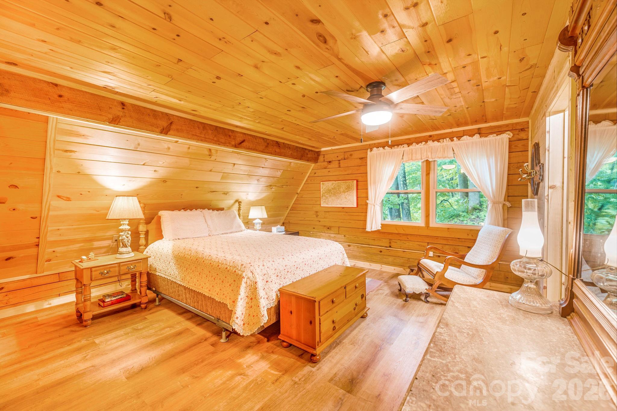 51 Spruce Street Maggie Valley NC 28751