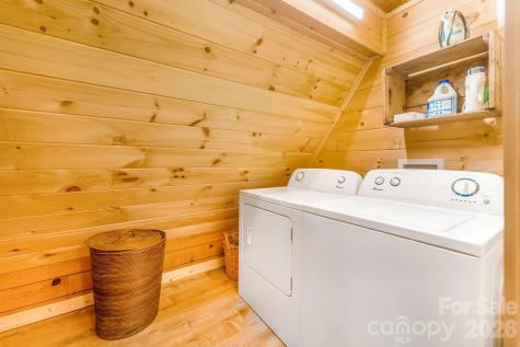 51 Spruce Street Maggie Valley NC 28751