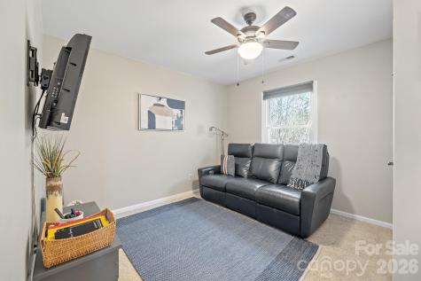 14604 Hanloch Court Charlotte NC 28262